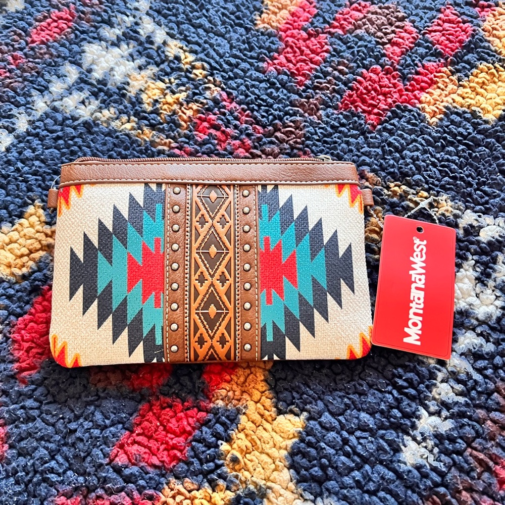 Montana West Multicolor Aztec Clutch